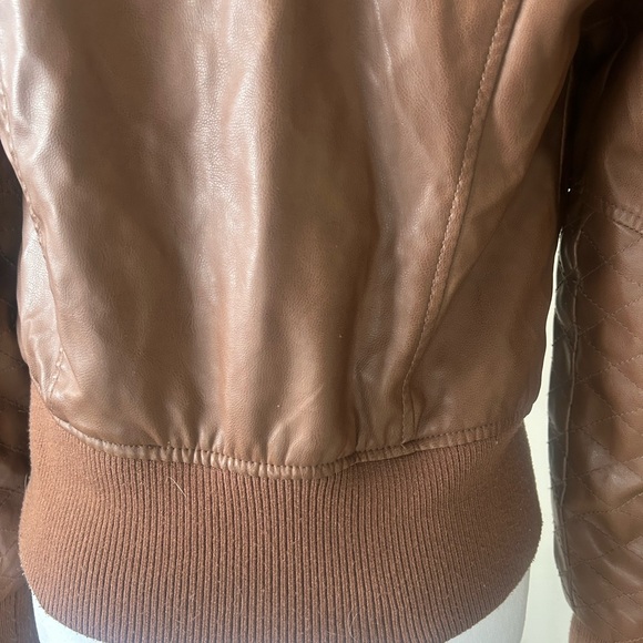 Ci sono faux leathered small woman’s jacket - Picture 16 of 16